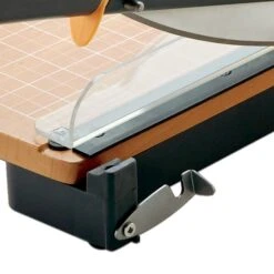 Westcott TrimAir Titanium Wood 12" Guillotine Trimmer, Black/Wood (ACM15106) 8 Westcott TrimAir Titanium Wood 12" Guillotine Trimmer, Black/Wood (ACM15106) -Fiskar Shop 9CE912FA E6B4 4F55 BF3F85297D4D996A s7