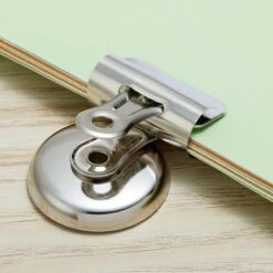 Staples Magnetic Bulldog Clips, 1.25"W, Metallic, 18/Pack (17694) -Fiskar Shop s1225731 s7