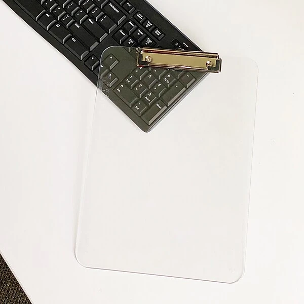 JAM Paper Plastic Clipboards, Clear, 12/Pack (340928126A) 4 JAM Paper Plastic Clipboards, Clear, 12/Pack (340928126A) - Image 4